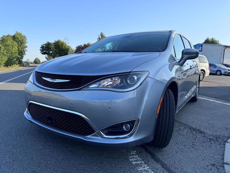 Chrysler Pacifica (2020) 3,6 RU Čocka Radar 360 2020 - fotka 6 z 19