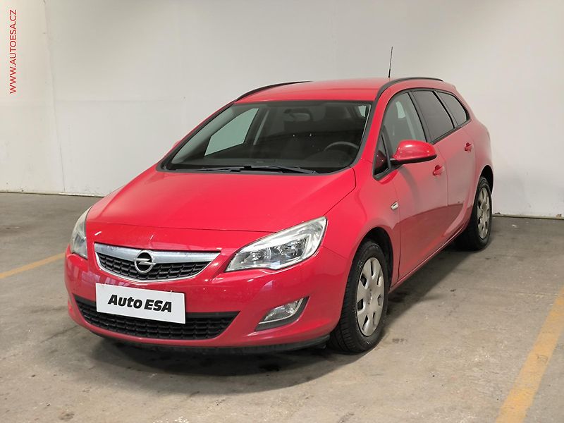 Opel Astra (2011) 1.4i, AC - fotka 3 z 17