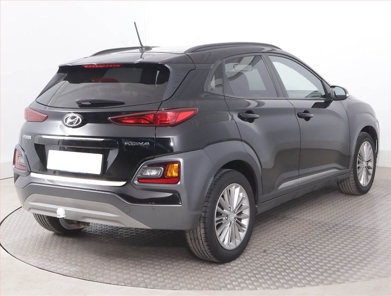Hyundai Kona (2018) 1.0 T-GDI, Serv.kniha, Kůže - fotka 5 z 15