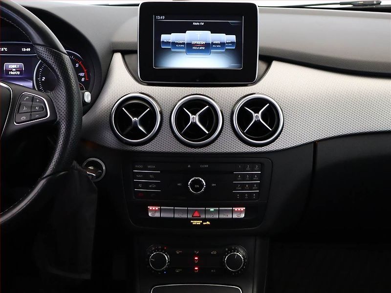 Mercedes-Benz Třídy B (2015) B 200 CDI 4MATIC, 4X4 - fotka 10 z 15
