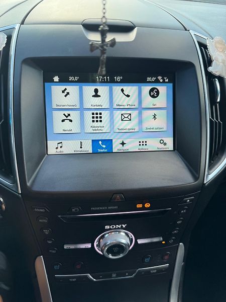 Ford Edge (2018) ST-Line, 4x4, automat, kamera - fotka 9 z 15