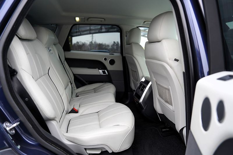 Land Rover Range Rover Sport 3.0 SDV6, ČR/260PS/LED/HSE - fotka 28 z 40