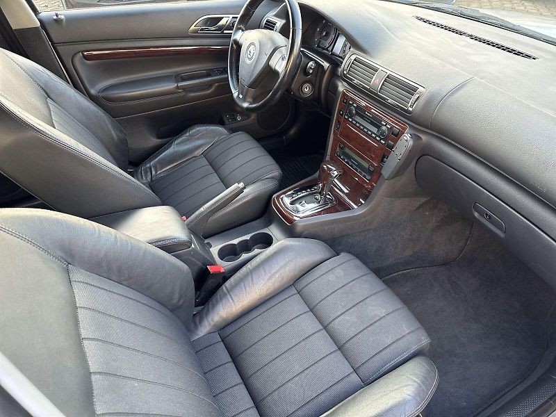 Škoda Superb (2006) 2.5 TDI TipTronic Elegance - fotka 9 z 27
