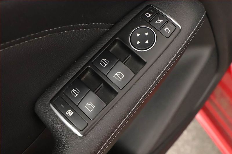 Mercedes-Benz Třídy B (2016) B 200 CDI, Automat, Kůže - fotka 18 z 18