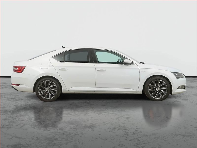 Škoda Superb (2015) 2.0 TDI, Automat, Kůže, Navi - fotka 6 z 18