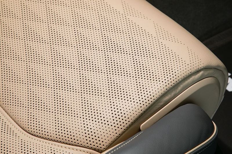 Volkswagen Touareg 3.0TDI 210kW Weba Tažné ZÁRUKA - fotka 21 z 46