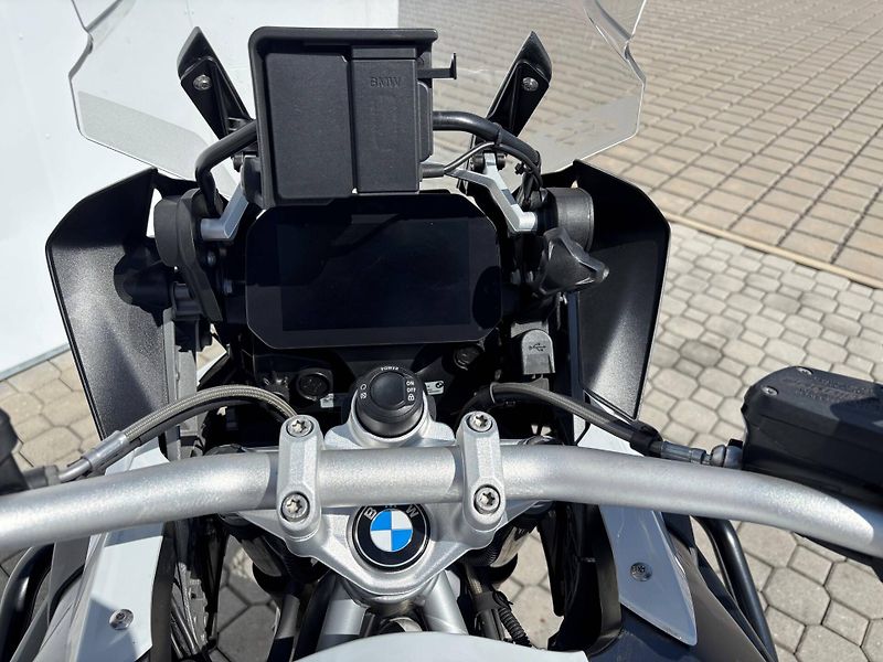 BMW (2021) R 1250 GS - fotka 12 z 13