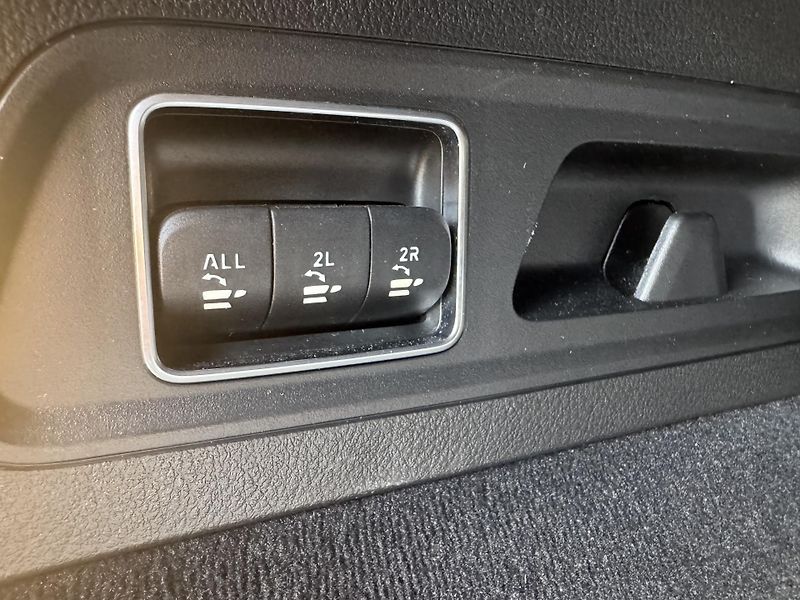 Mercedes-Benz GLS 400D 4MATIC AMG  ZÁRUKA - fotka 21 z 25