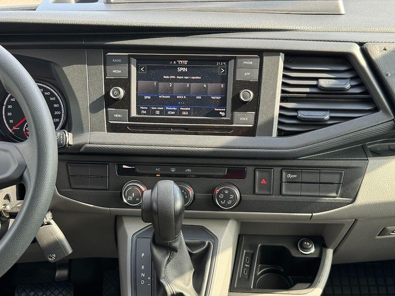 Volkswagen Transporter (2022) LR 2.0 TDI 103kW 4Motion - fotka 23 z 34