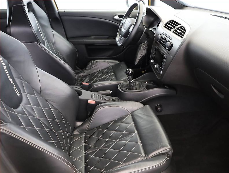 Seat Leon (2010) 2.0 TSI Cupra R, Navi, Xenony - fotka 7 z 18