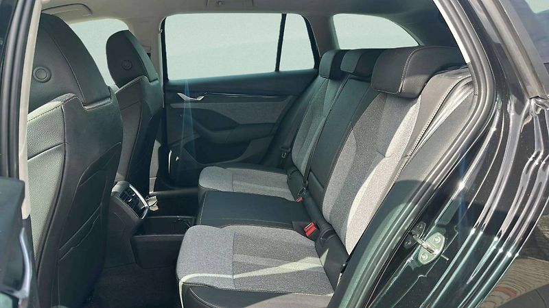 Škoda Octavia Combi Top Selection 2,0TDI/110 - fotka 7 z 30