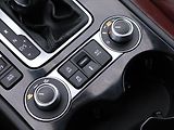 Volkswagen Touareg 3,0 TDI 193kW CZ Masaj DPH - náhled 26