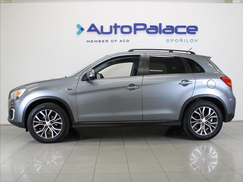 Mitsubishi ASX 2,3 Di-D 110kW AT 4x4 1.maj.ČR - fotka 5 z 23