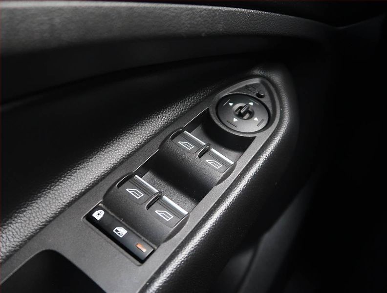 Ford Kuga (2019) ST-Line 2.0 TDCi, 4X4 - fotka 21 z 22