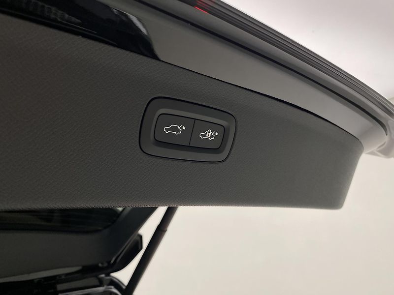 Volvo XC90 (2026) T8 AWD Plug-in BRIGHT PLUS 7m - fotka 24 z 71