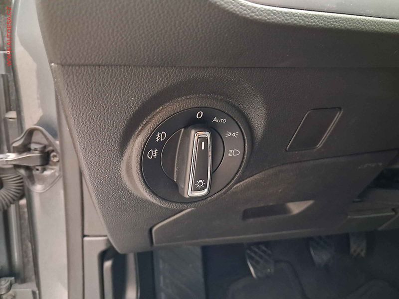 Seat Leon (2017) 1.4 TSi, Xcellence, +ALU - fotka 15 z 19