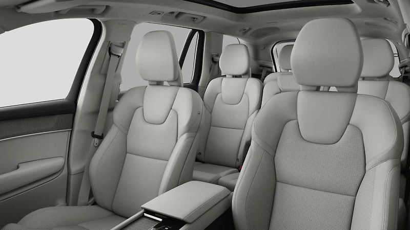 Volvo XC90 (2026) Ultra B5 MHEV, Dark, 7 Sedadla - fotka 5 z 5