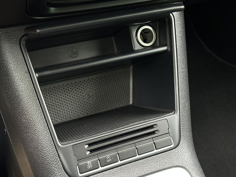 Volkswagen Tiguan 2.0TDi 4Motion DSG 140PS Tempo - fotka 31 z 42