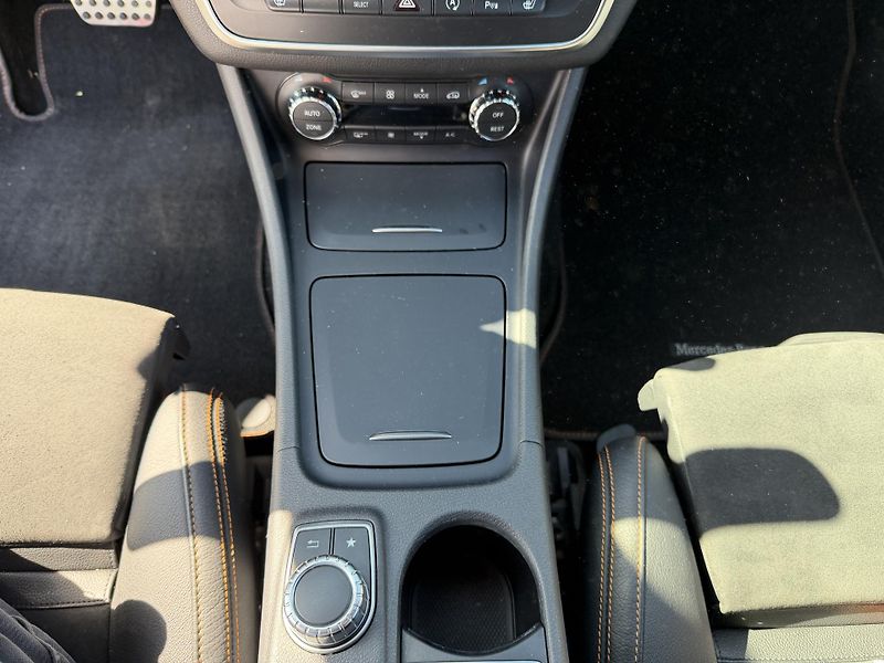 Mercedes-Benz CLA 220 CDI AMG AUTOMAT - fotka 18 z 23