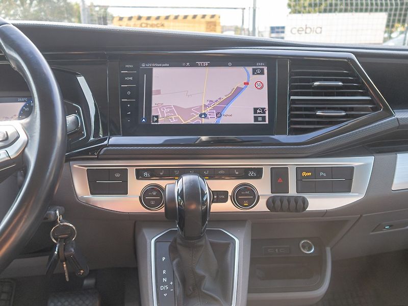 Volkswagen California (2020) 2.0TDI 4x4 DSG CALIFORNI COAST - fotka 24 z 70