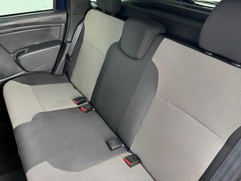 Dacia Duster (2014) 1.6i 4x4! Klima! Tažné! - fotka 15 z 18