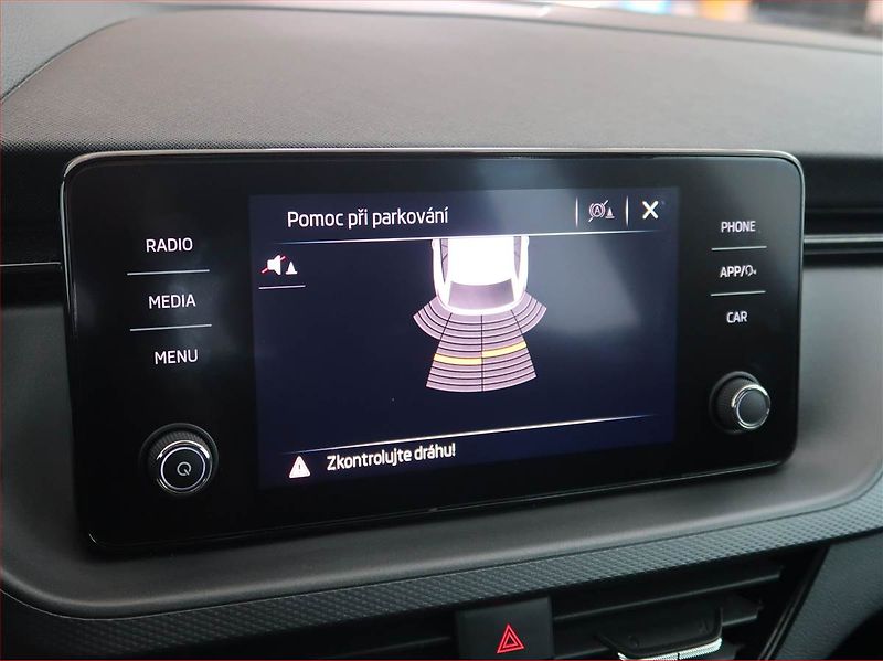 Škoda Scala (2024) 1.0 TSI, Serv.kniha, Navi - fotka 16 z 22