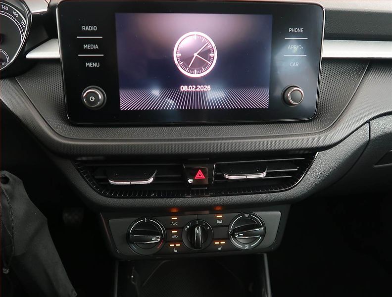 Škoda Fabia (2023) Ambition 1.0 TSI, Serv.kniha - fotka 12 z 14