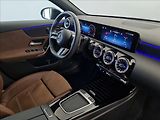 Mercedes-Benz Třídy A 200d AMG Line Night - náhled 18