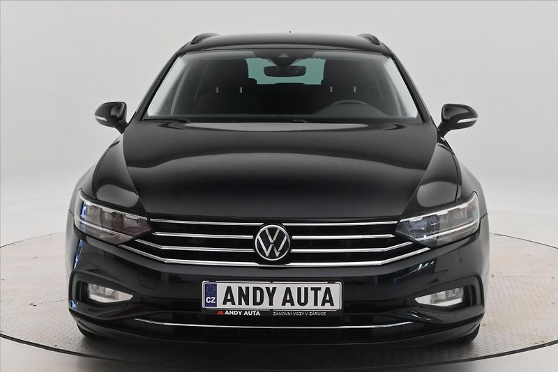 Volkswagen Passat 2,0 TDI 110kW DSG Business Zár - fotka 2 z 32