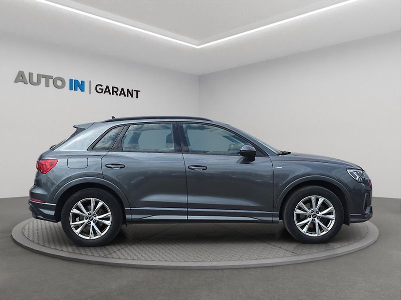 Audi Q3 (2021) S-Line 1.5 TFSi 110kw, ČR - fotka 4 z 26