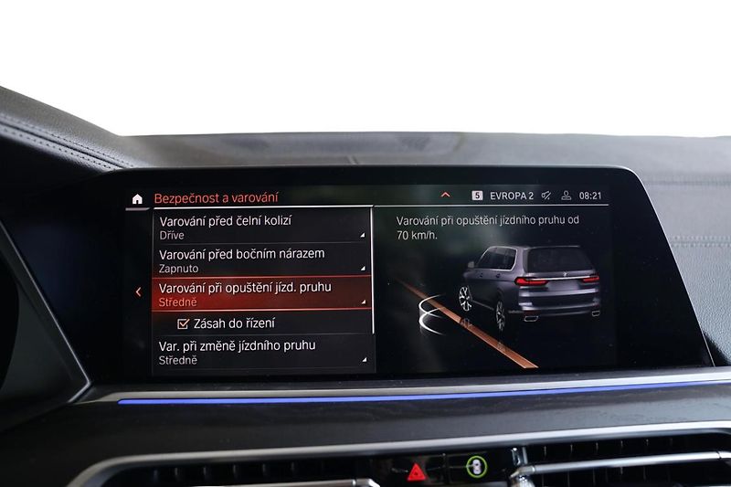 BMW X7 xDrive40i - fotka 18 z 32