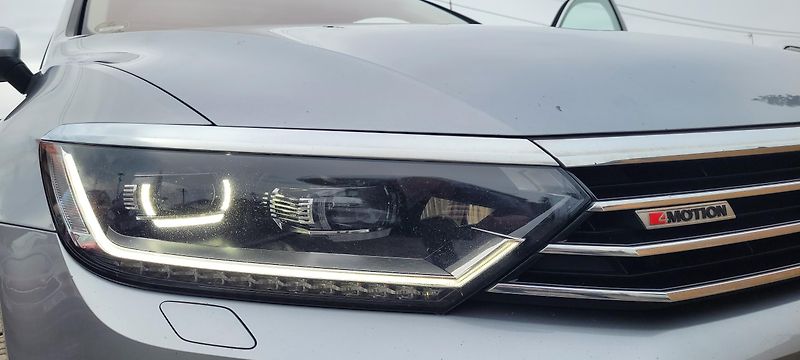 Volkswagen Passat (2017) Variant 2,0TDi 176kW DSG 4×4 - fotka 54 z 60
