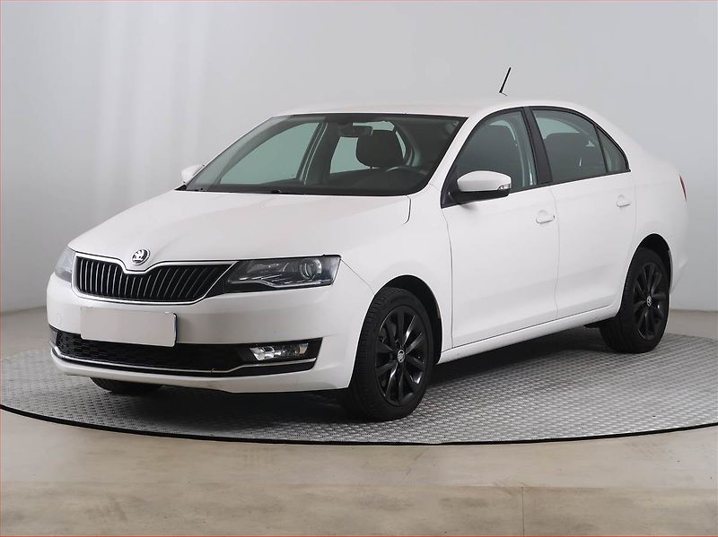 Škoda Rapid (2017) Style 1.0 TSI, Serv.kniha - fotka 2 z 16