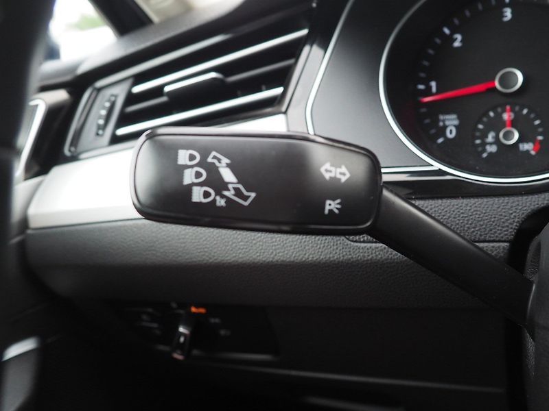 Volkswagen Passat (2016) 2.0 TDI 140 kW, DSG, 4Motion - fotka 29 z 48