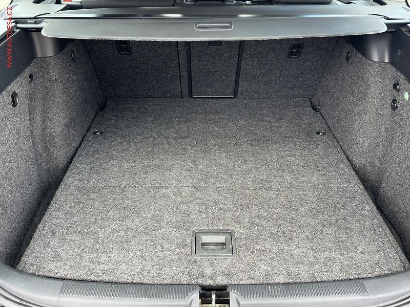 Škoda Octavia (2011) 1.6 TDi, Ambition, TZ - fotka 7 z 17
