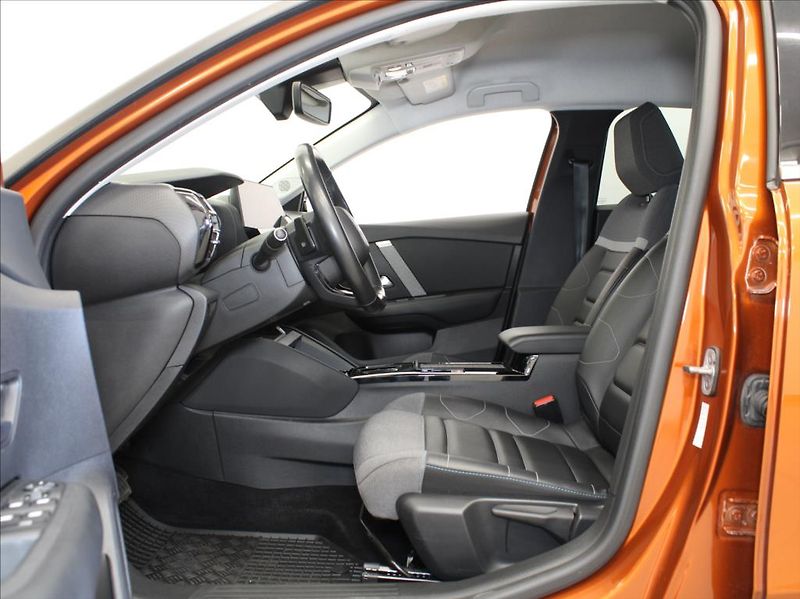 Citroën C4 1,5 HDi 96kW AT Shine TAŽNÉ - fotka 6 z 24