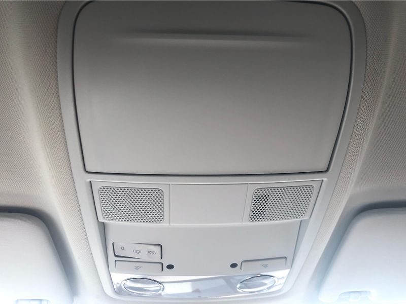 Škoda Octavia Combi 1.5 TSI G-Tec DSG - fotka 25 z 29