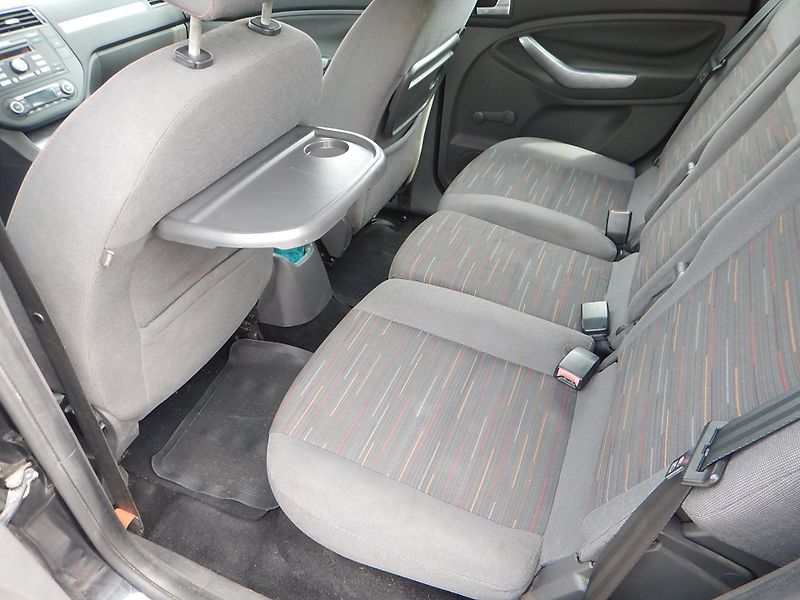 Ford C-MAX 1.8 TDci 85 KW - fotka 10 z 14