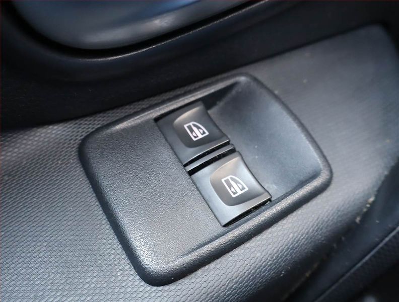 Dacia Logan (2020) 1.0 SCe - fotka 14 z 14