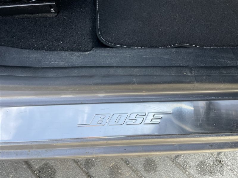 Renault Grand Scénic 1,2 TCe 97kw BOSE, GPS, odp. D - fotka 26 z 37
