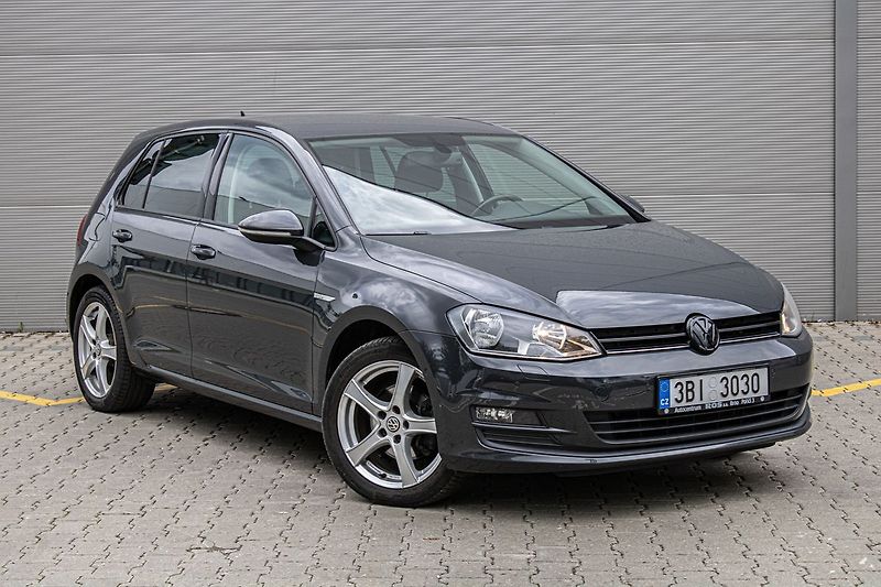 Volkswagen Golf - fotka 3 z 33
