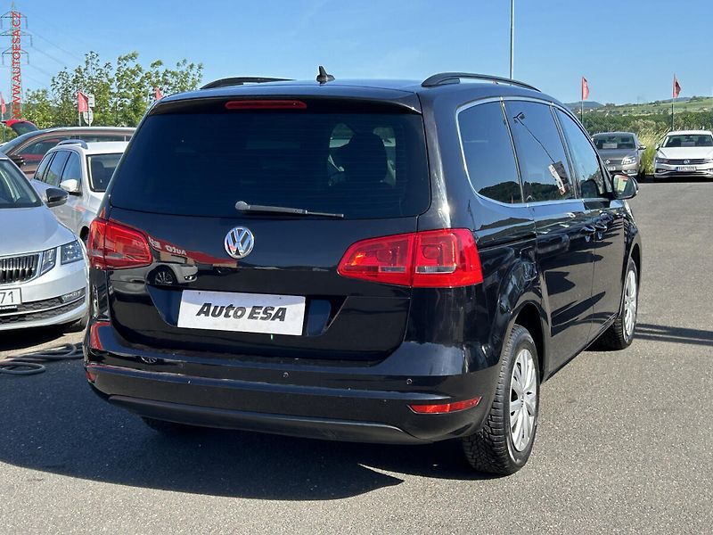 Volkswagen Sharan (2012) 2.0 TDi, Match, AC - fotka 4 z 18