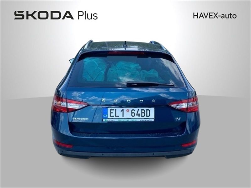 Škoda Superb (2022) Combi 1.4 TSI iV DSG Style+ - fotka 4 z 5