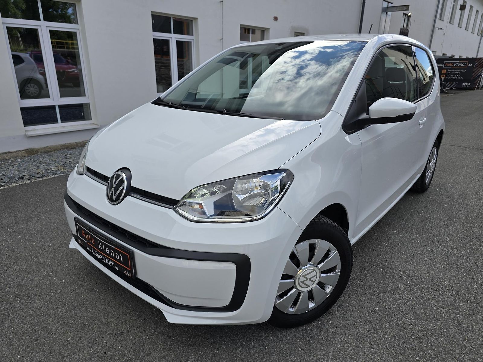 Volkswagen up! 50kW CNG KAMERA + DIGIKLIMA ČR