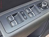 Volkswagen Sharan (2012) 2.0TDi 4x4, 7míst, ČR, Bixen - náhled 12