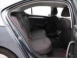 Škoda Superb 2,0 TDI 110kW Ambition DPH CZ - náhled 12