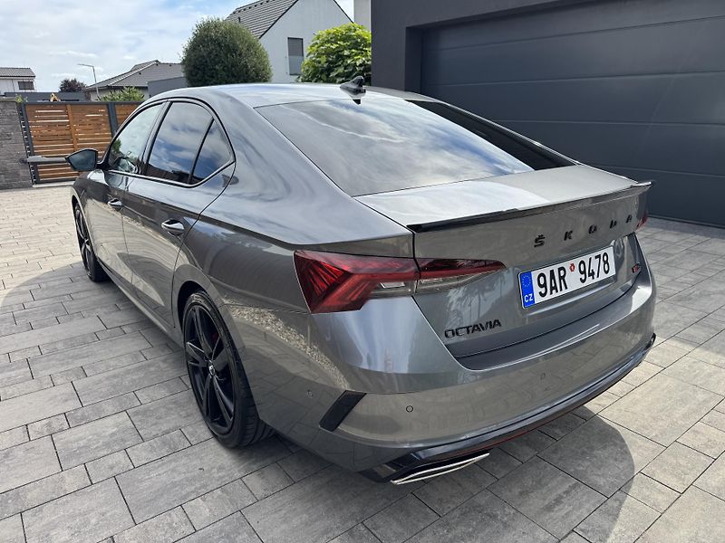 Škoda Octavia (2023) RS 2.0 TSI 180kW DSG | MATRIX - fotka 40 z 44