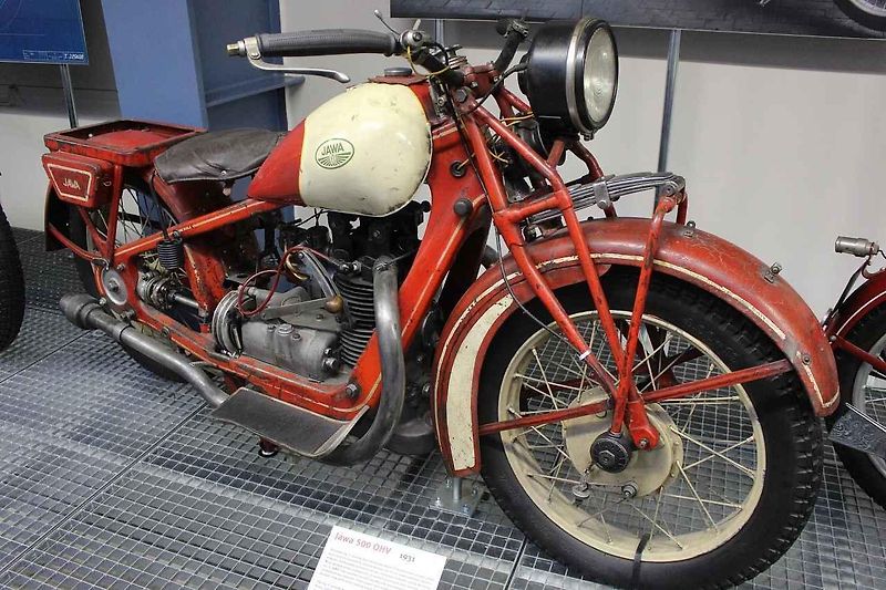 Firma JAC Jaroslava Cvacha z Horažďovic nabízela nejlevnější typ motocyklu v kubatuře 500.