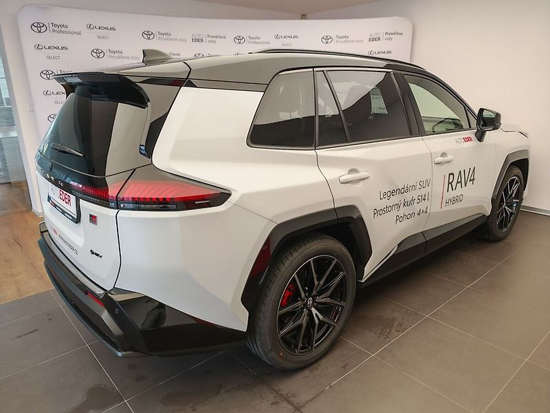Toyota RAV4 2.5 Hybrid GR Sport 4WD e-CVT - fotka 4 z 47