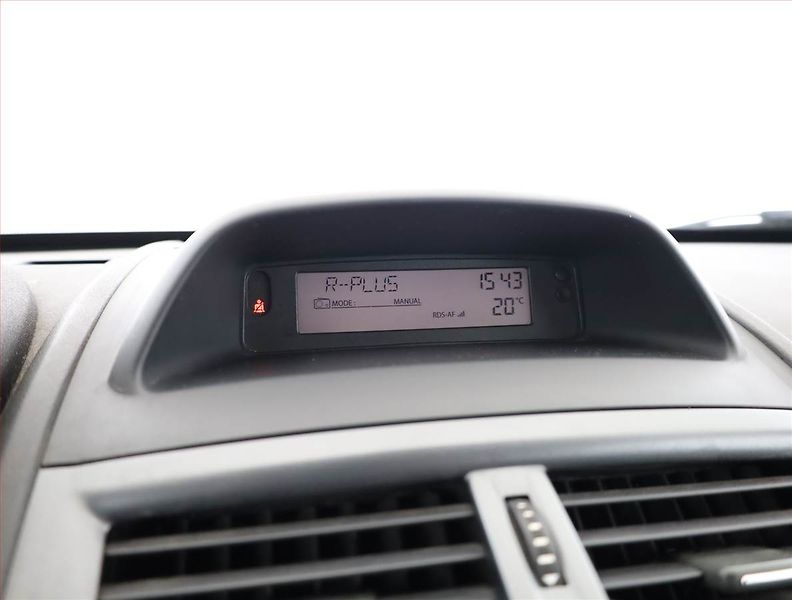 Renault Mégane (2008) 1.6 16V, Klima, jezdí výborně - fotka 12 z 16